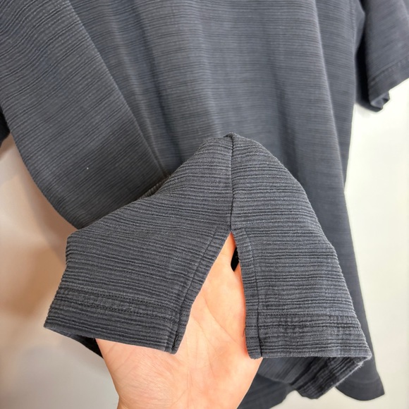 Tommy Bahama Men's Silk Polo Shirt - Picture 5 of 8